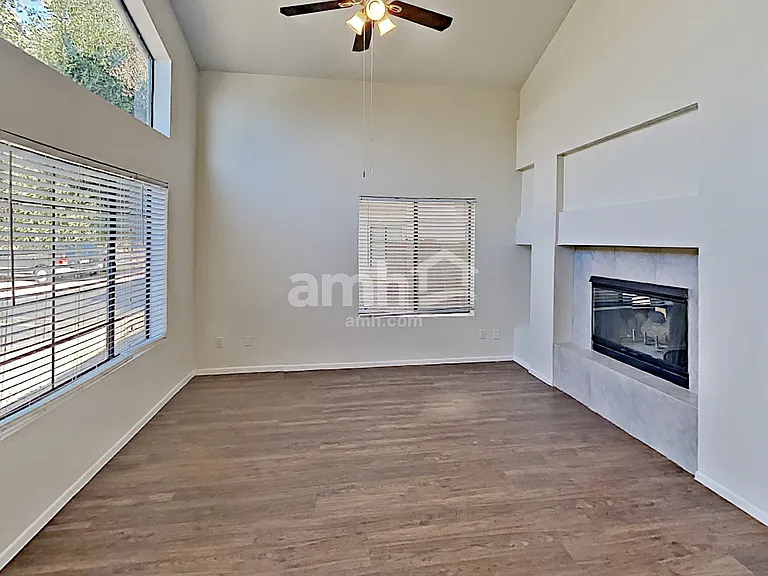 1345 N Brittany Ln — Photo 5