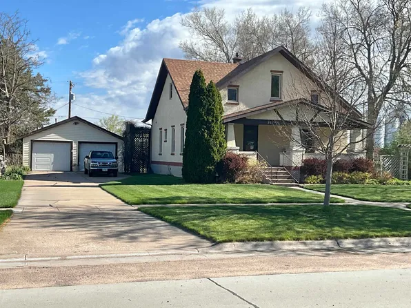 313 W 2nd St., Hershey, NE 69143