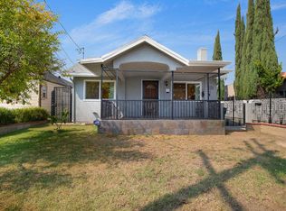 1129 Raleigh St, Glendale, CA 91205