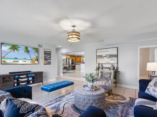 242 N Ware Dr #242, West Palm Beach, FL 33409