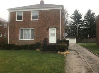 6367 Ridge Rd, Parma, OH 44129