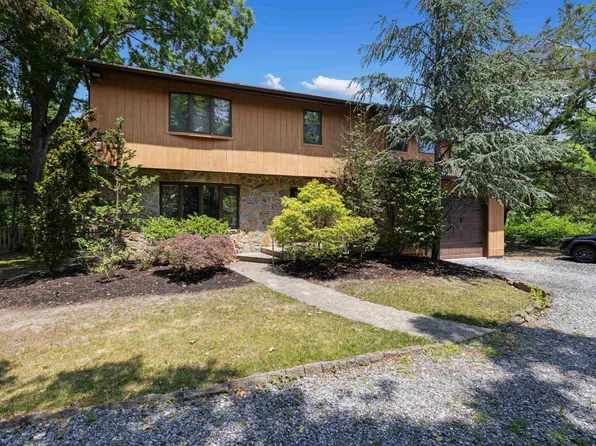 717 Town Bank Rd N, Cape May, NJ 08204