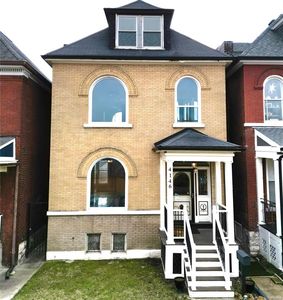 4146 Castleman Ave, Saint Louis, MO, 63110