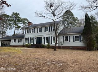 207 Holyoke Dr, Washington, NC 27889