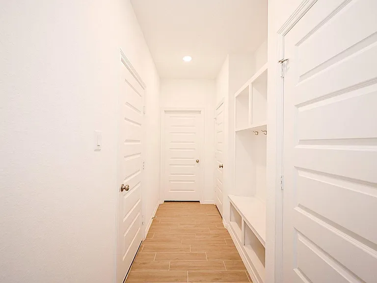 5706 Embracement Ln — Photo 5