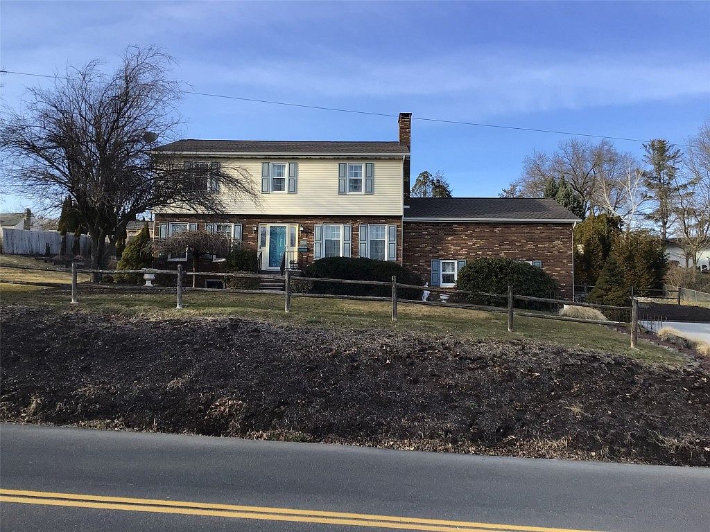 3719 Country Club Rd, Endwell, NY 13760 Zillow