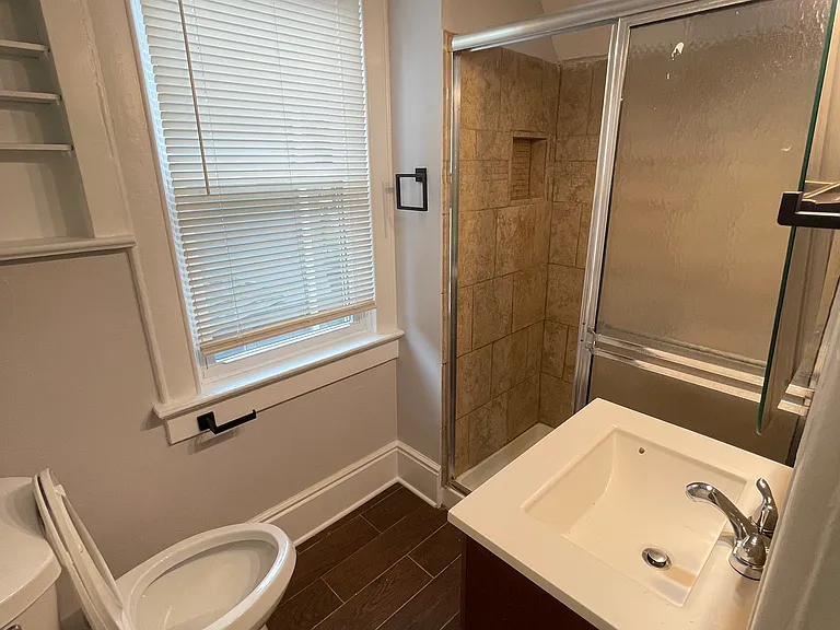 119 Hardesty Ave — Photo 5