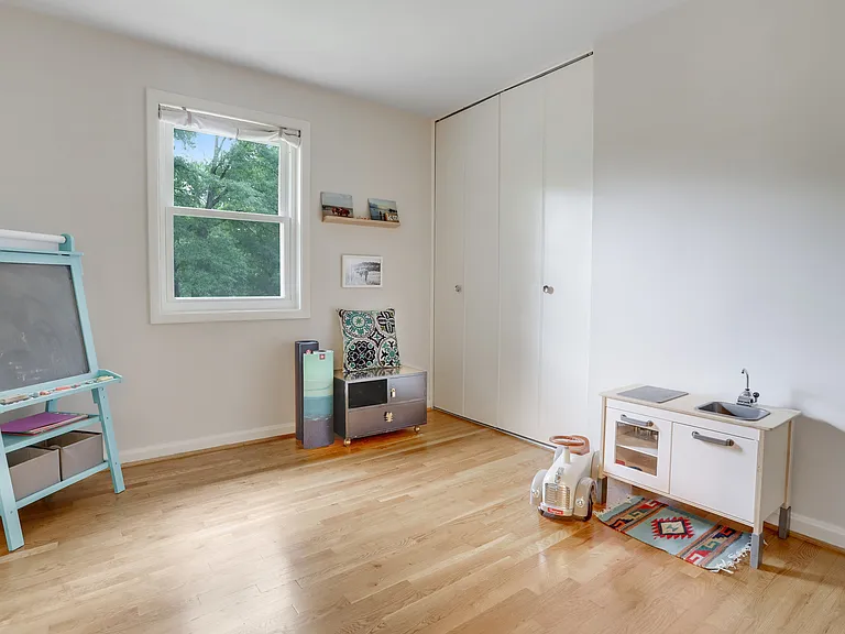 8805 Menard Ct — Photo 10