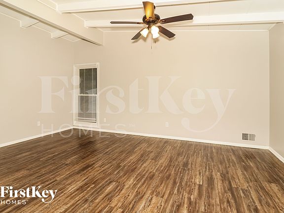 4th image of 3134 Westwood Dr