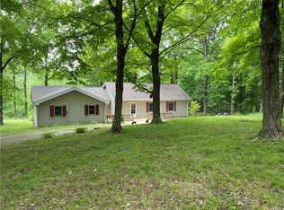 1537 County Highway 5, Casey, IL 62420