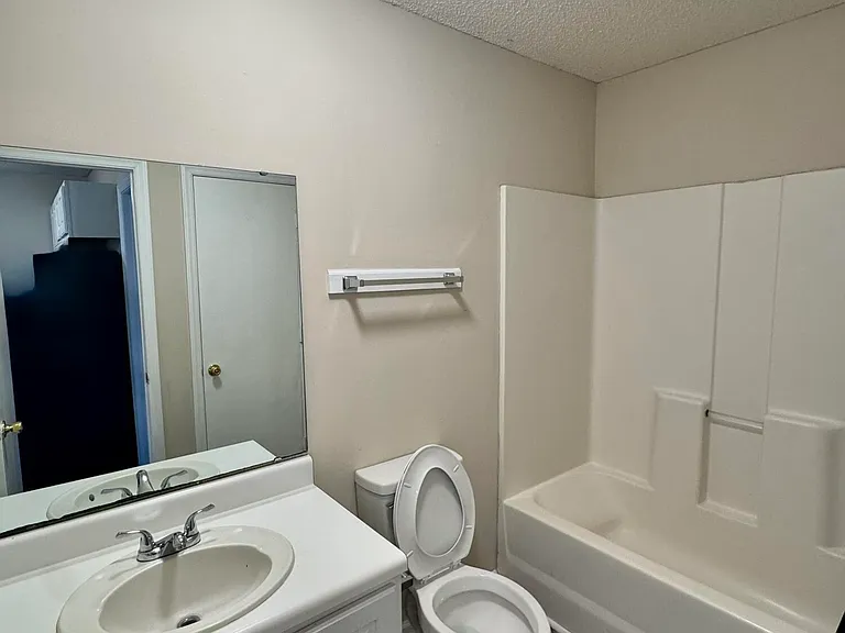 1293 Park West Dr #9 — Photo 10