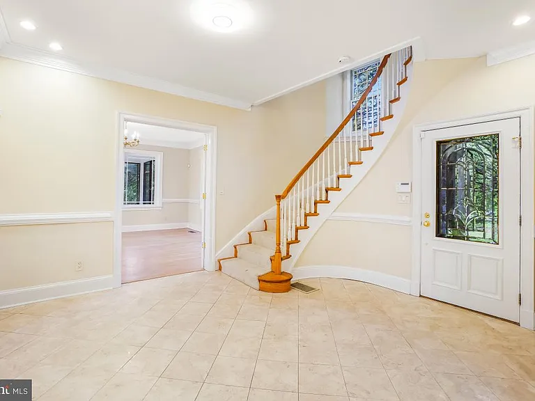 4900 Indian Ln NW — Photo 5