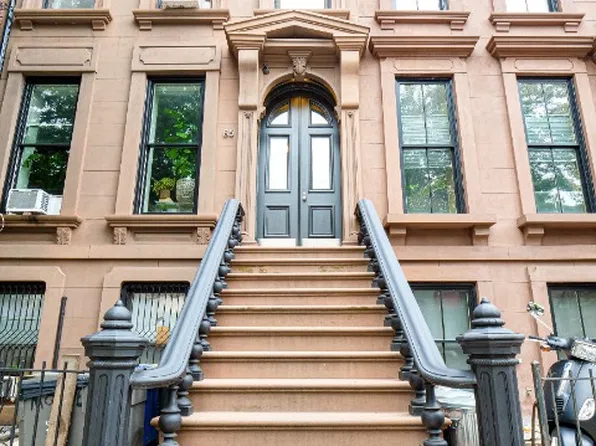 85 Monroe Street image 1 of 13