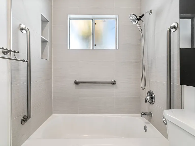 74210 Candlewood St #3 — Photo 22