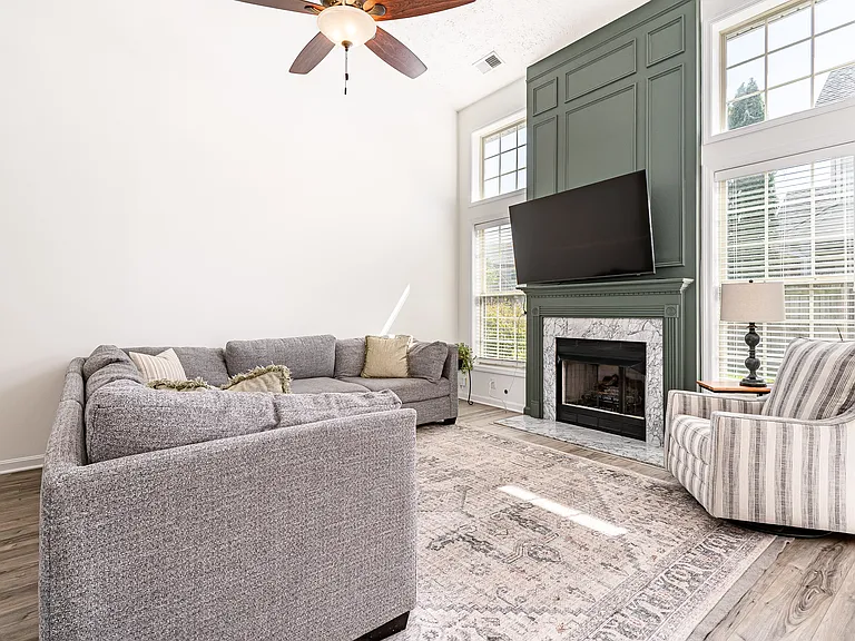 11009 Symington Cir — Photo 8