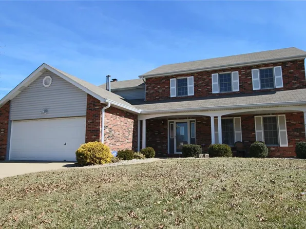 144 Pineywoods Dr, Swansea, IL 62226