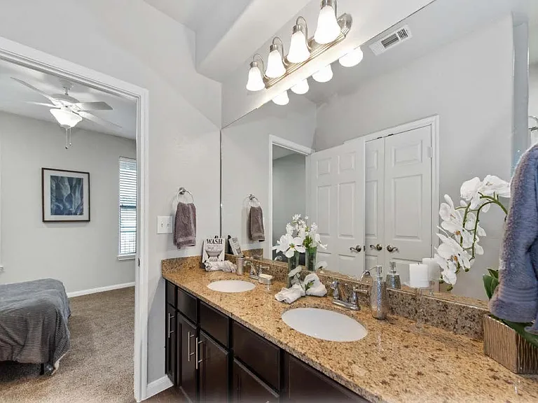 The Lofts of Conroe — Photo 12