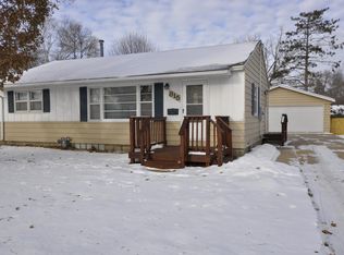 815 11 1/2 St SW, Rochester, MN 55902