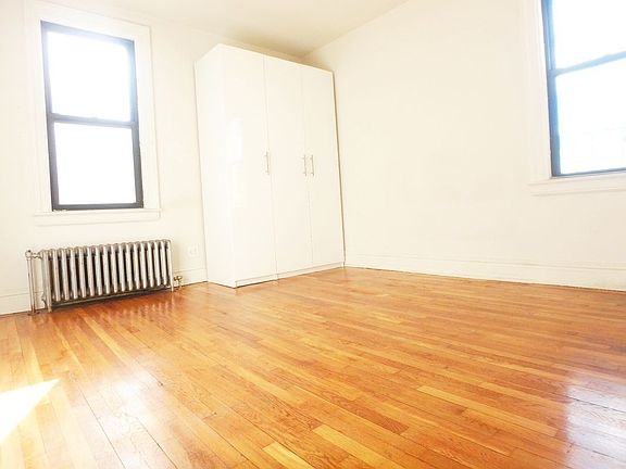 3rd image of 3083 29th St APT E1