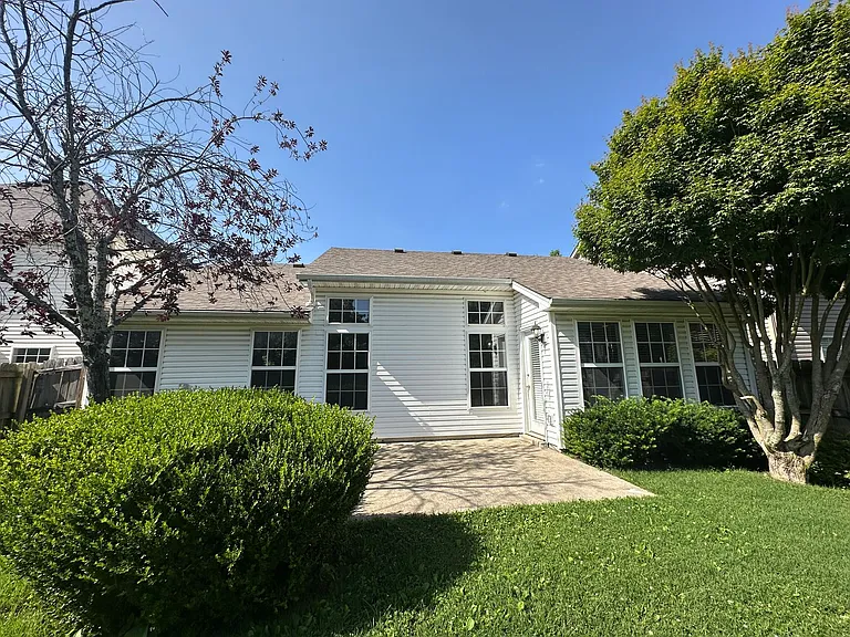 516 Millpond Rd — Photo 28
