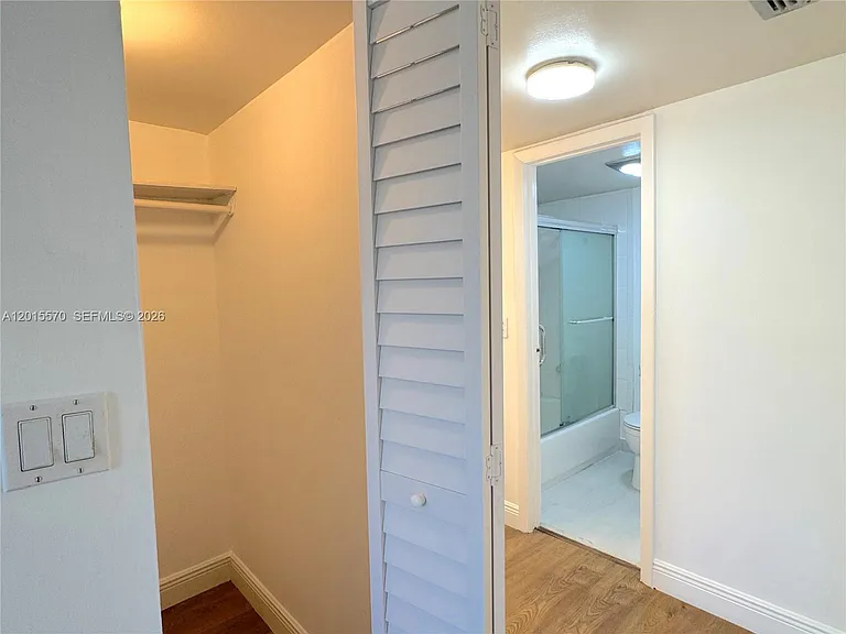 20400 W Country Club Dr #209 — Photo 15