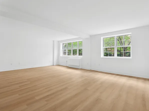 266 West 115th Street 2B image 2 of 10