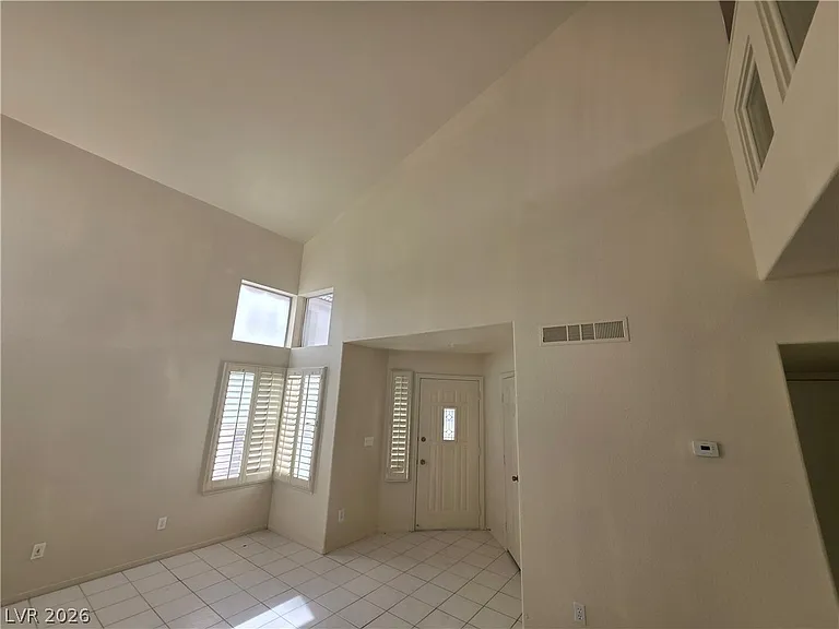 8008 Dover Shores Ave — Photo 50