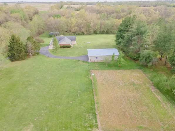 12090 W Highway Ee, Rocheport, MO 65279