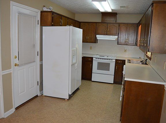 2nd image of 2812 21st Ave