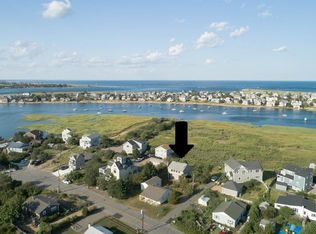 5 Martha St, Newburyport, MA 01950