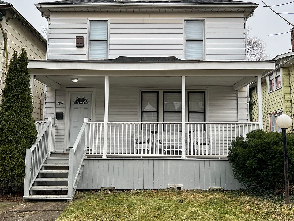 1st image of 3219 Vicksburg St