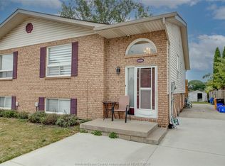 12726 Horwood Cres, Tecumseh, ON N8N 4T9