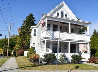 1701 2nd St, Rensselaer, NY 12144