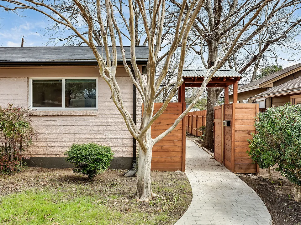 Westminster Dr
