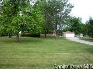 515 S Oaklane Rd, Springfield, IL 62712