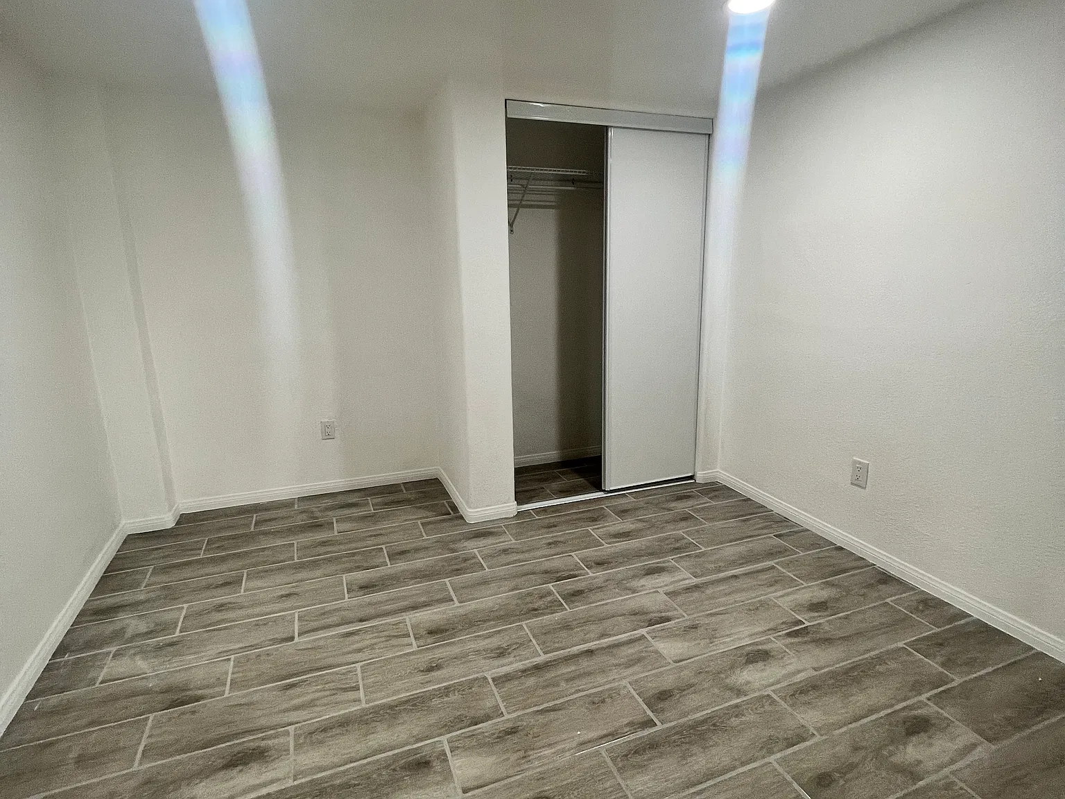 2 bed, 750 sqft, $1,900 — Photo 3