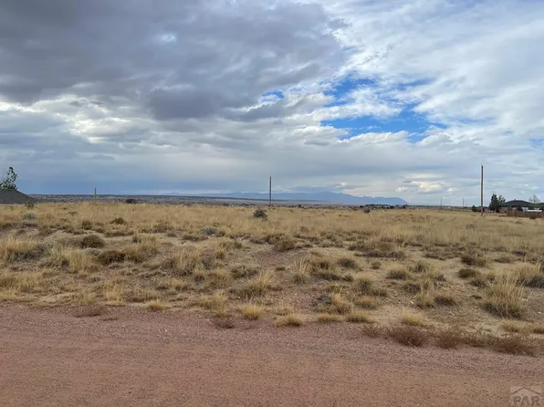1761 E Tenderfoot Ln, Pueblo West, CO 81007