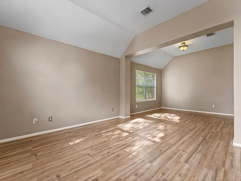 30218 Deleon Fields Dr — Photo 10