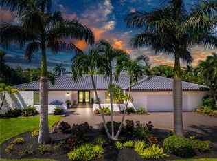 493 Partridge Cir, Sarasota, FL 34236