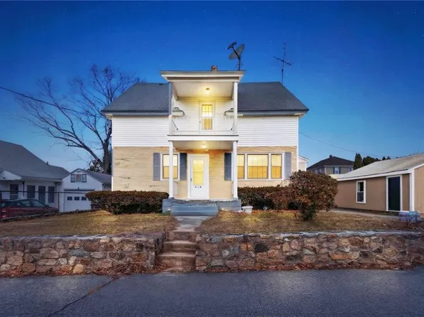 149 Burrington St, Woonsocket, RI 02895