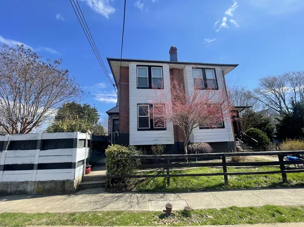 301 Friendship St, Philadelphia, PA 19111