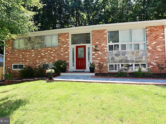 2nd image of 5004 Wheatstone Dr