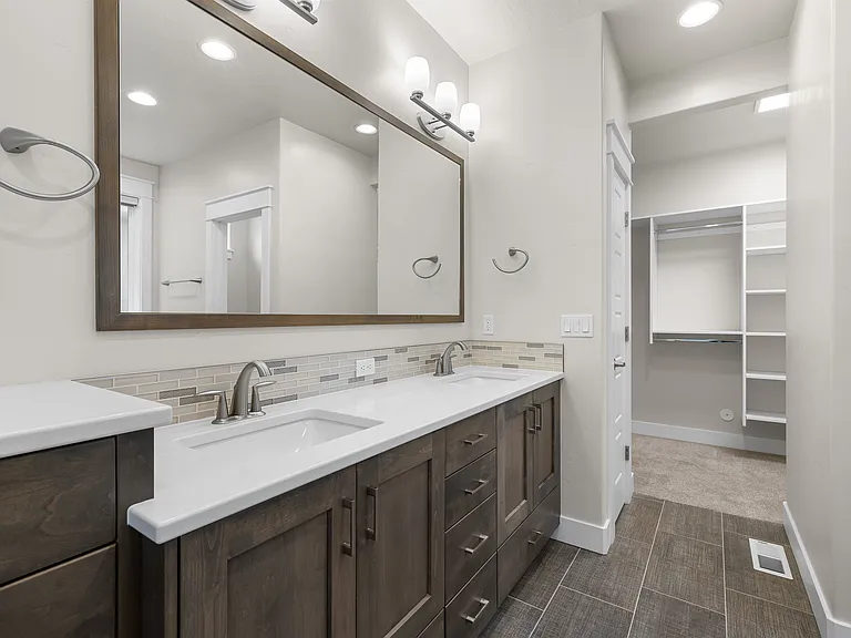 6230 N Bolsena Ln — Photo 16