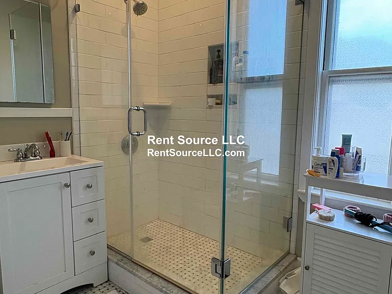 1619 Centre St #TOP FLOOR — Photo 16
