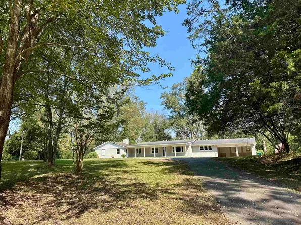 1860 Washington Hwy, Union Point, GA 30669