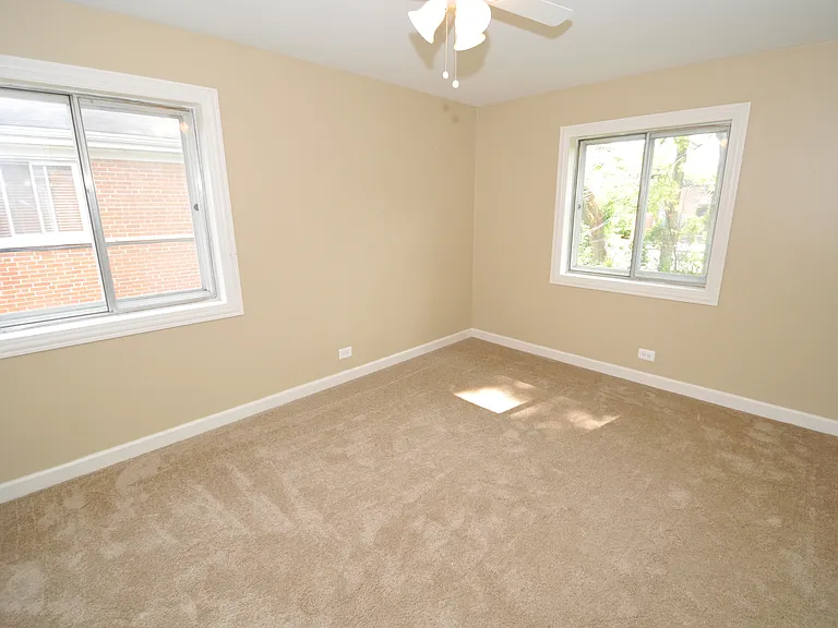32 N Main St #1S — Photo 9
