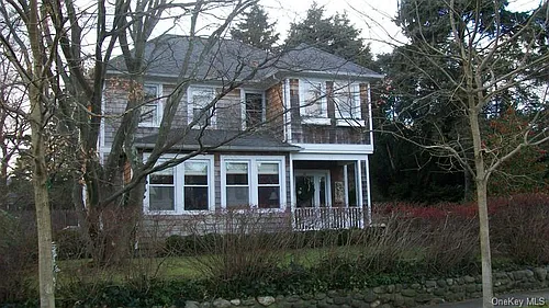 29 Ash St Photo 1