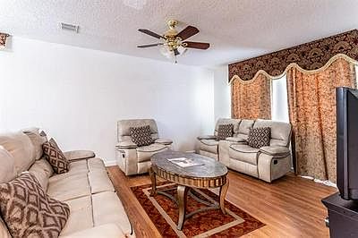 3rd image of 619 Almandora Dr