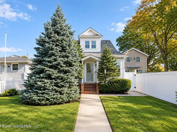 79 Barton Ave, Staten Island, NY 10306