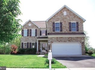 113 Evergreen Cir, Dillsburg, PA 17019